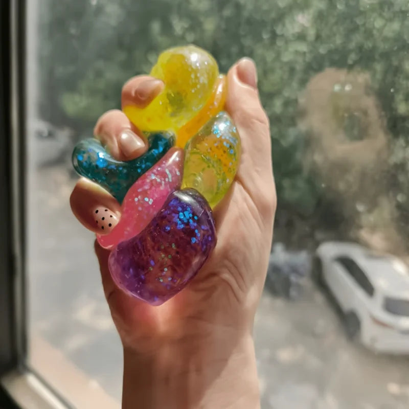 Ice Cube Squeezable Toy - Stress-relieving Toy - Random Color Mixing - Children's Gift