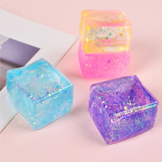 Ice Cube Squeezable Toy - Stress-relieving Toy - Random Color Mixing - Children's Gift